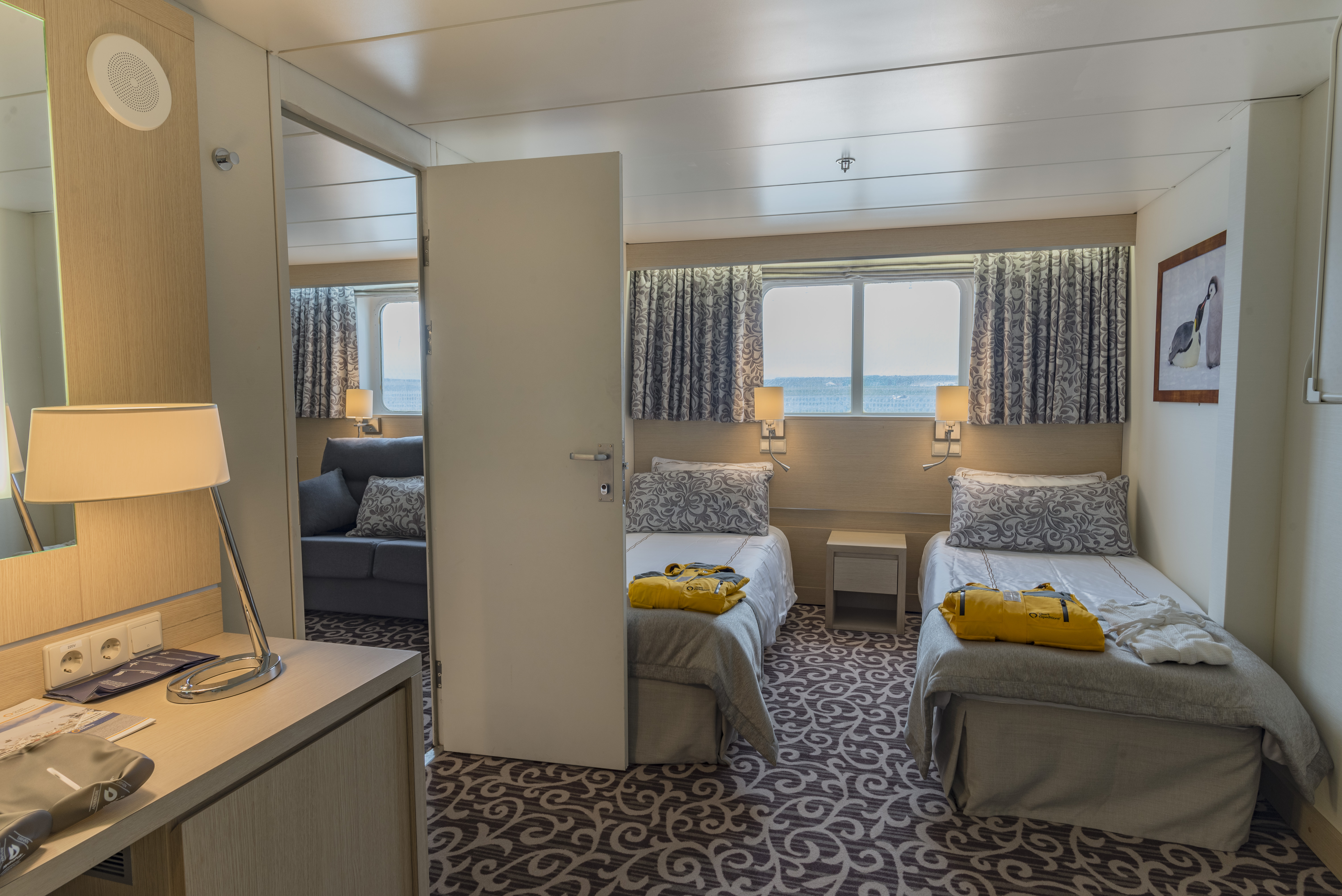 Quark Expeditions Ocean Diamond Standard Suite 4.jpg